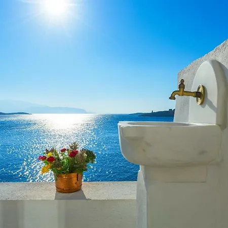 Holiday home Sea House Chalki Town