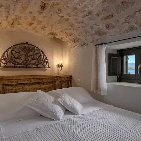 Sea House * Chalki Town
